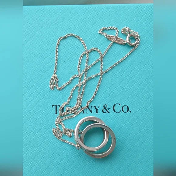 Tiffany & Co. 1837 Small Sterling Silver Interlocking Circles Necklace - Picture 2 of 14
